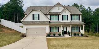 Spacious 4-Bedroom, 3-Bath Home with Expansive Backyard & Covered Patio! Gallery 1