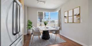 5550 Wilshire at Miracle Mile by Windsor Gallery 12