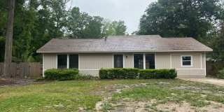 Newly renovated, WOW this will rent quick! Gallery 5