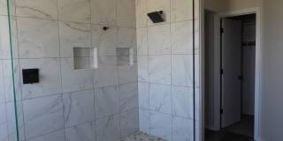 5 bedroom 3 bath Gallery 26