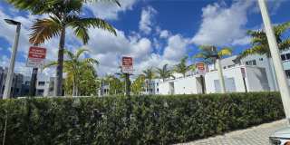 2535 NE 193rd St Gallery 35