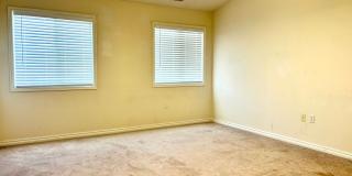 Spacious Townhome, Close to Fort Riley! Gallery 15
