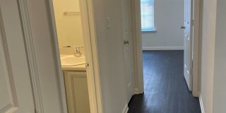 Room in 3 Bedroom Home at Tennyson Dr Gallery 3