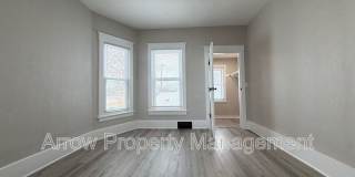 126 South 28th Street Gallery 7