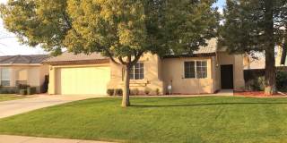 Beautiful 3 Bed 2 Bath in Riverlakes Community - Northwest Bakersfield- $2,350 Rent Gallery 1