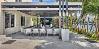 307 Holiday Dr Gallery 8