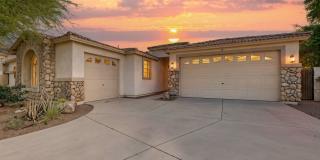 Oversized Lot + Dual Garages! 3 Bed + Den in Mountain Vista Gallery 1