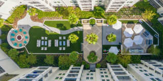 400 North Gallery 33