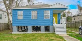 3017-3019 Music Street Gallery 1