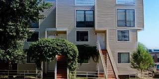Charming 2 Bedroom Gallery 6