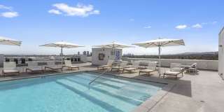 838 N DOHENY Dr Gallery 39