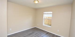 33 LLOYD Trail Gallery 7