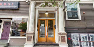 The Winston Gallery 9