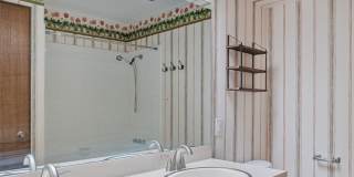 1554 Westbury Drive Gallery 22