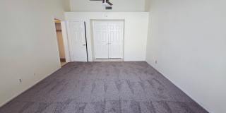 Single Story Home w/Pool in The Lakes! Gallery 28