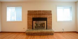 Beautiful 4 bedroom plus office home in Ballard Gallery 3