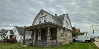 19 East Murdock Avenue Gallery 1