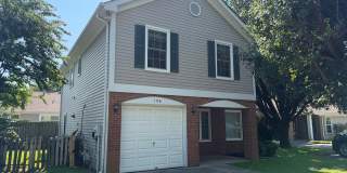 Nice Fieldstone Farms 3BR Gallery 1