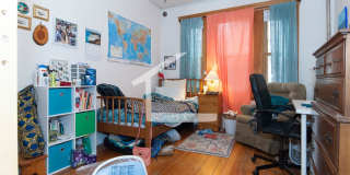 Charming 5 Bedroom-No Broker Fee Gallery 1