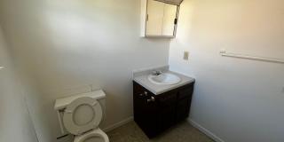 3 Bedroom/1.5 bathroom Duplex Gallery 35