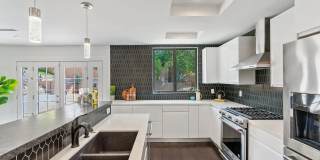 Modern and Spacious 4 Bed + 2.5 Bath Home Gallery 17