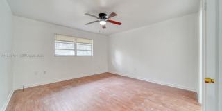 300 NE 143rd St Gallery 12