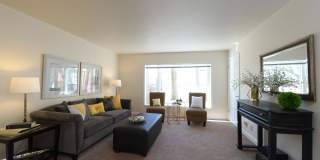 Colonial Court Apartments Gallery 2