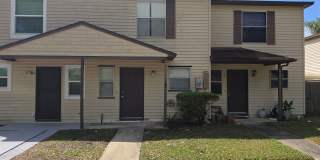 FOR RENT!! CLEAN AND COZY TWO STORY TOWNHOME (PRIVATE YARD)... Gallery 1