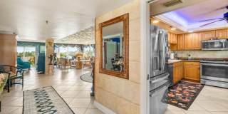 374 Golfview Road 205, North Palm Beach, FL 33408 Gallery 4