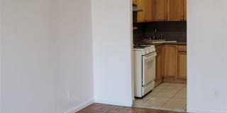 48-82 37th Street Gallery 3