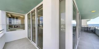 400 S Pointe Dr Gallery 28