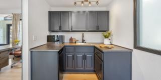 The Hewing Gallery 18