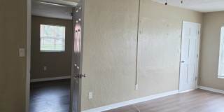 1382 Franklin St Gallery 4
