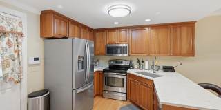 7514 Wellesley Park S Gallery 9