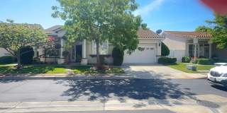 Gated 55+ Community - 2 bedroom/2bathroom Gallery 1