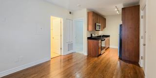 3808 North SHEFFIELD Ave. Apt. Gallery 47