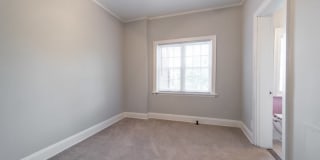 Ravenswood Gallery 12