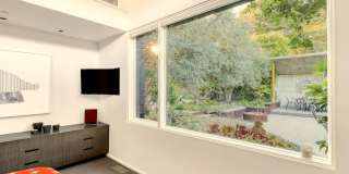 162 Throckmorton Avenue Gallery 21