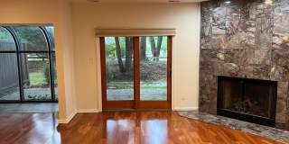 1710 CHANTICLEER Gallery 1