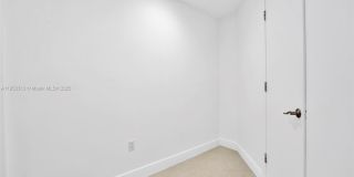 3131 NE 188th St Gallery 18