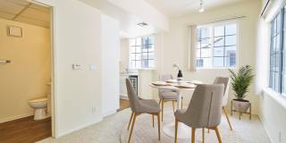 Summit At Warner Center Gallery 41