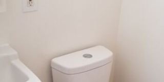 1816 S La Brea Ave Gallery 7