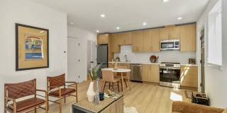 832 South Sullivan Street - 1 Gallery 13