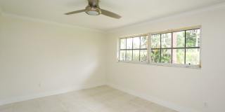 ** LUXURY PARK SHORE STUNNING FULLY REMODELED MODERN UNFURNISHED 3/2 PRIVATE LARGE PATIO HOME WITH PRIVATE PARK SHORE BEACH ACCESS ** NO HOA ** MOVE IN TODAY ** Gallery 66