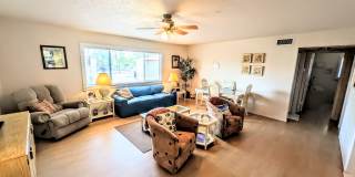 Annual UNFURNISHED 2/1 condo Island life Gallery 4