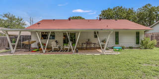1308 Radam Circle Gallery 10