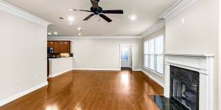 3 Bedroom Condo in a Gated Community Gallery 6