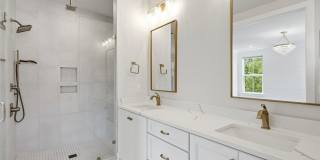 End-Unit Townhome with Private Rooftop Terrace in Myers Park!! Gallery 41