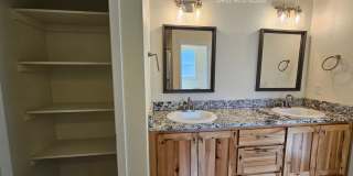 Newer Construction Close to Downtown Grants Pass Gallery 20