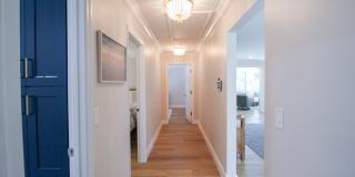 Luxury Annual Rental with Resort-Style Pool on Longboat Key Gallery 13